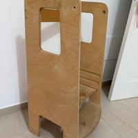 Torre di apprendimento con ripiani regolabili