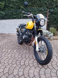 scrambler Swm 6 days del 2025 come nuova in garanz