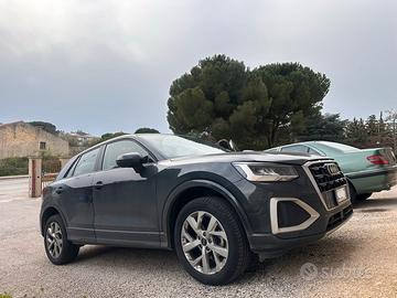 Audi Q2 2024 Advanced cambio automativo