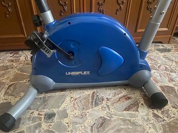 Cyclette per allenamento