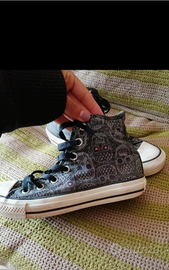 Converse teschio sales