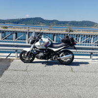 R1200r