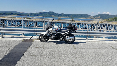R1200r