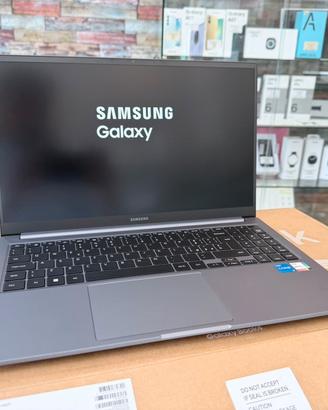 SAMSUNG GALAXY BOOK 4 NUOVO 16GB/512GB IN GARANZIA