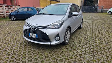 Toyota Yaris 1.0 5 porte Lounge