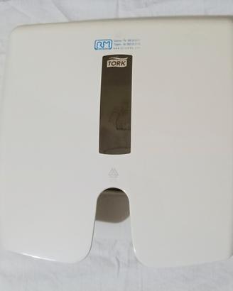 dispenser per asciugamani dì carta 