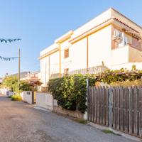 Appartamento a Fiumicino Via valledoria 3 locali