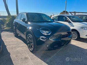 Fiat 600 Hybrid 110 CV DCT MHEV La Prima