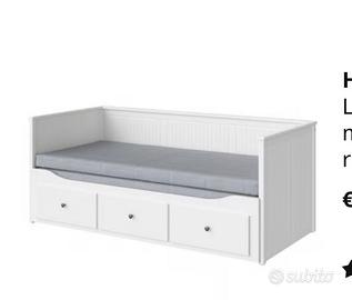 Letto Ikea con tre cassettoni e doppio materasso