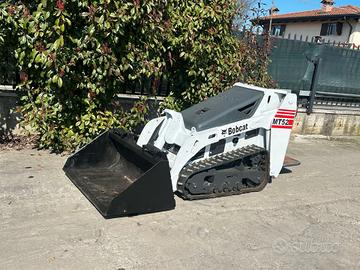 P169 - MINIPALA BOBCAT MT52