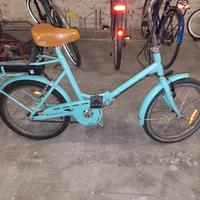Bicicletta pedalata assistita (stile Graziella)