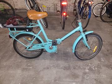 Bicicletta pedalata assistita (stile Graziella)
