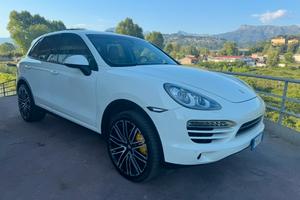 Porsche Cayenne Platinum edition