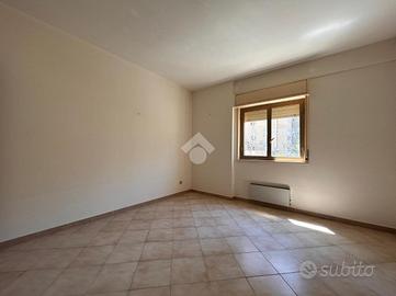 4 LOCALI A PALERMO