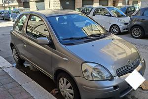 Toyota yasis 1000 GPL