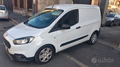 Ford Tourneo Courier 1.5 TDCI 75 CV Plus