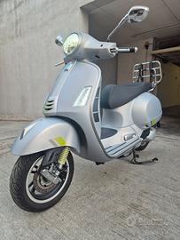 VESPA  GTS  300 SUPERTECH