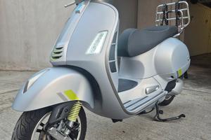 VESPA  GTS  300 SUPERTECH