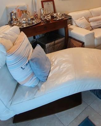 Chaise long in pelle