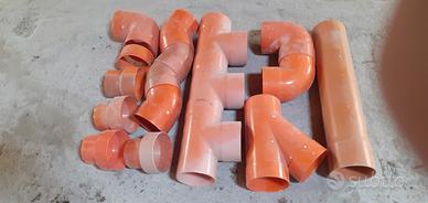 accessori PVC rosso diametro 16