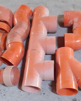 accessori PVC rosso diametro 16