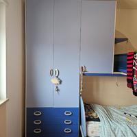 Cameretta a ponte con due letti e comodino € 1500