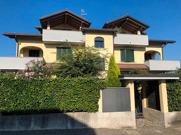 Mansarda 2° piano tetto a vista