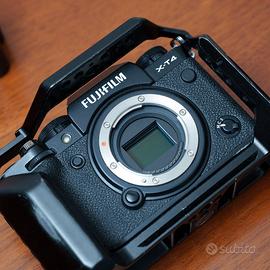 Fujifilm X-T4 + Smallrig Cage