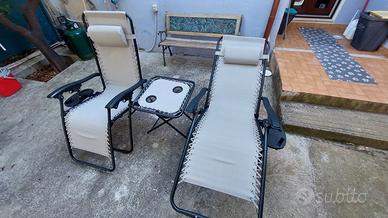 Set da giardino 2 sdraio reclinabili + tavolino
