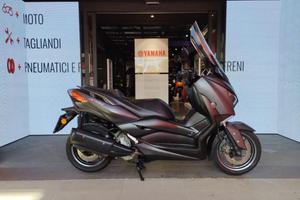 YAMAHA X-MAX 300
