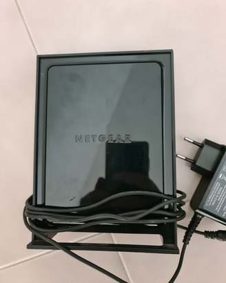 Netgear Universal WiFi Extender + omaggio modem