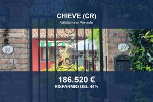 Immobile in asta di 207 m² con box auto a Chieve