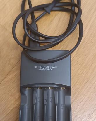 Carica batterie AA / A AA Sanyo NC-MQN01