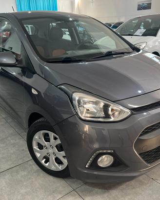 Hyundai i10 1.2 65 CV - STYLE - 2015