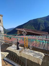 4 LOCALI A MONTALTO LIGURE