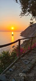 Casetta a picco sul mare  5 terre