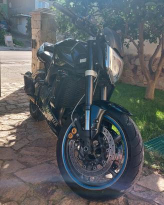 Yamaha FZ1 