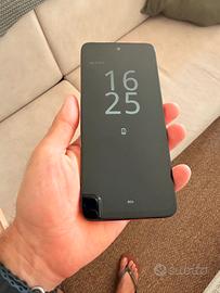 MOTOROLA G84   5G  -  50mp/QUAD pixel