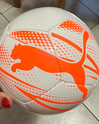 Nuovo Mini pallone Attaccanto graphic PUMA