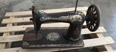 Antica Macchina da cucire Singer