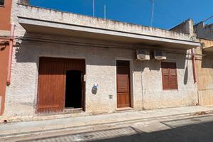 Casa Indipendente Zona Via Salemi Ospedale
