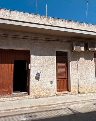 Casa Indipendente Zona Via Salemi Ospedale