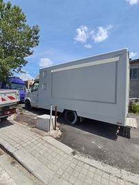 Autonegozio paninoteca ambulante