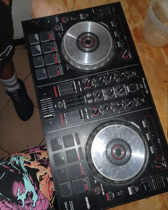 Console pioneer