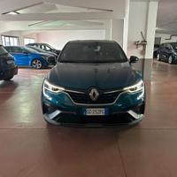 Renault Arkana Hybrid E-Tech 145 CV R.S. Line