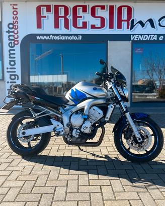 YAMAHA FZ6 TAGLIANDO+ACCESSORI+VOLTURA OMAGGIO