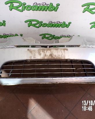PARAURTI ANTERIORE LANCIA MUSA 350 ANNO 2012