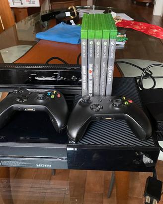 Xbox one + due controller + kinect + 5 giochi