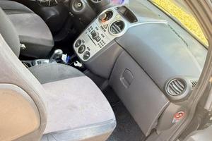 Opel Corsa automat 1500€