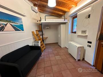 Monolocale a Corsico con box auto sp. comprese